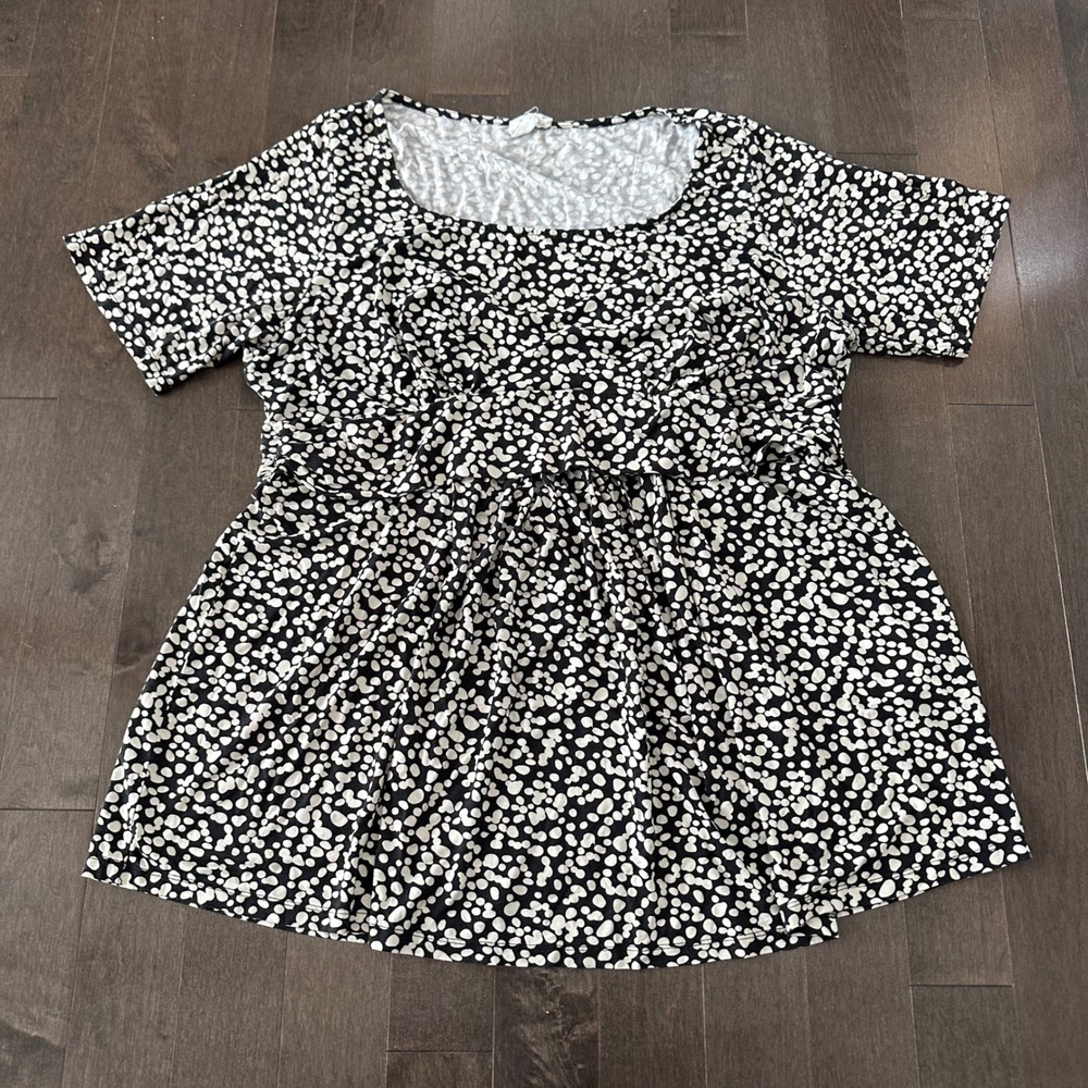 Seraphine Maternity Nursing Short Sleeve Tunic Top Polka Dot Jersey Flowy 22
